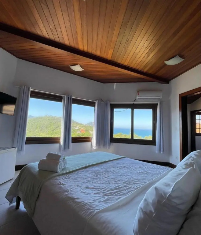 Superior Double room (full double bed)