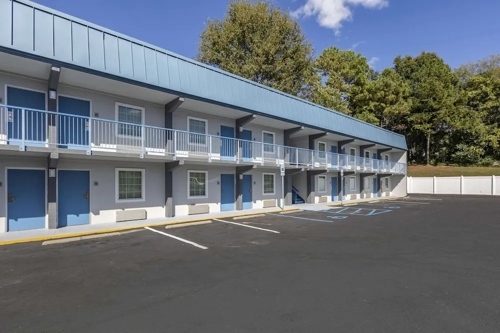 Magnuson Hotel Union