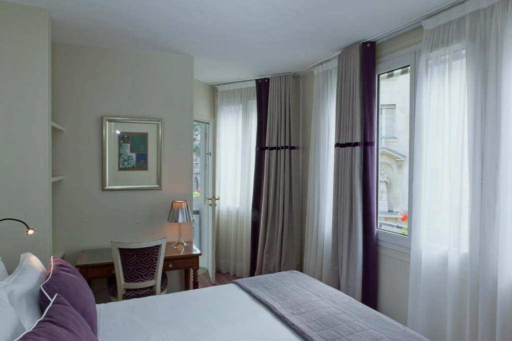 Отель Hôtel Parc Saint Séverin в Париже