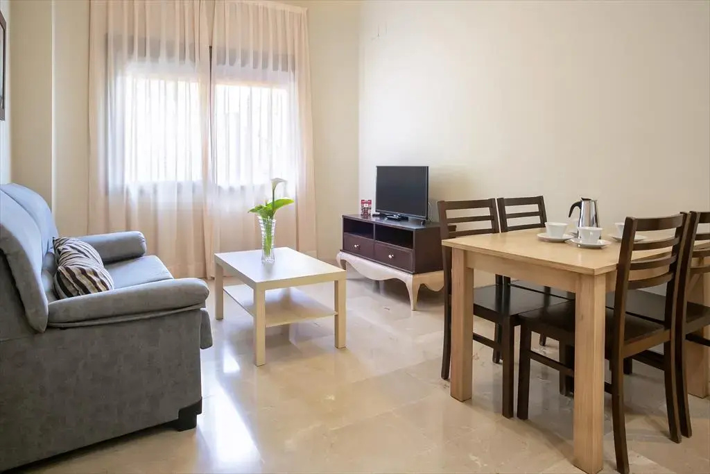 Apartamentos La Castilleja