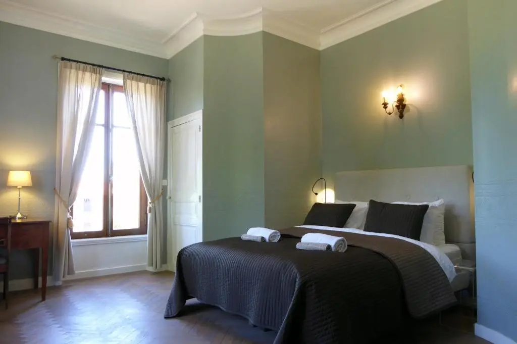 Voir la photo 2 — Chateau Breduriere