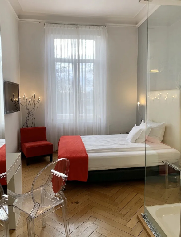 Deluxe Single room