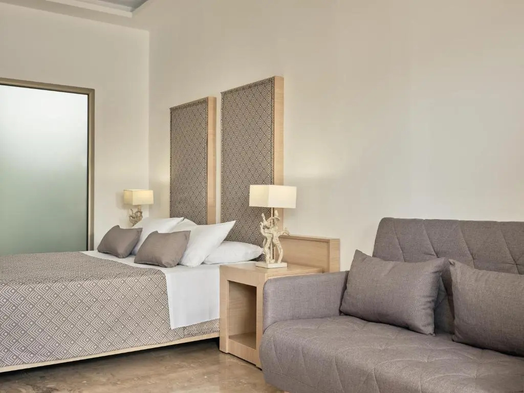 Deluxe Triple room