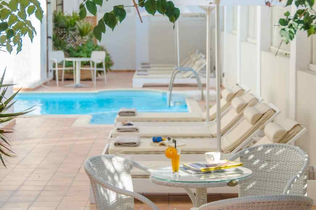 Aeolis Boutique Hotel & Suites - Général