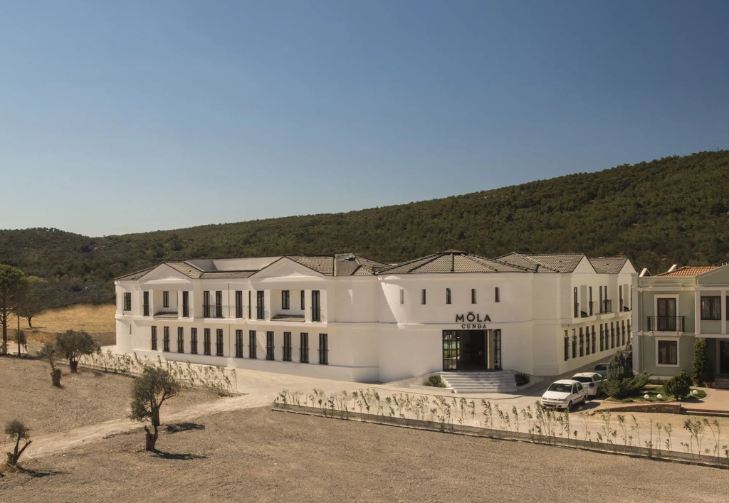 Mola Cunda Hotel