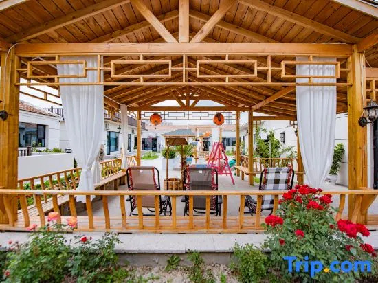 Qiangu Road · Secret Land | Moment · View · Design Boutique Stay (Tekes Bagua City)