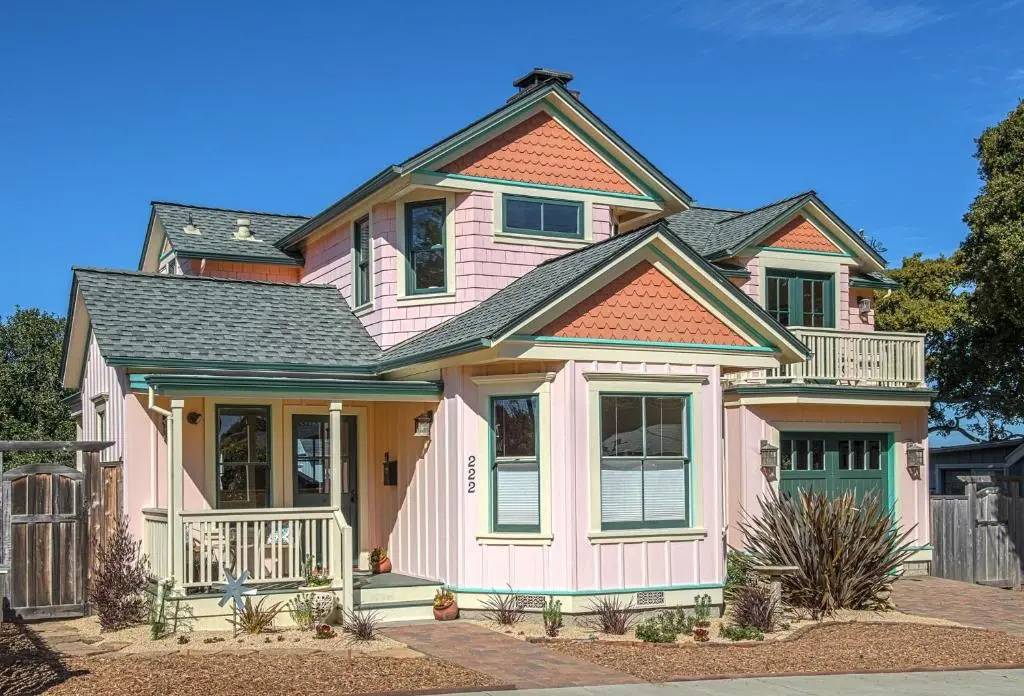 3715 Bliss by the Sea