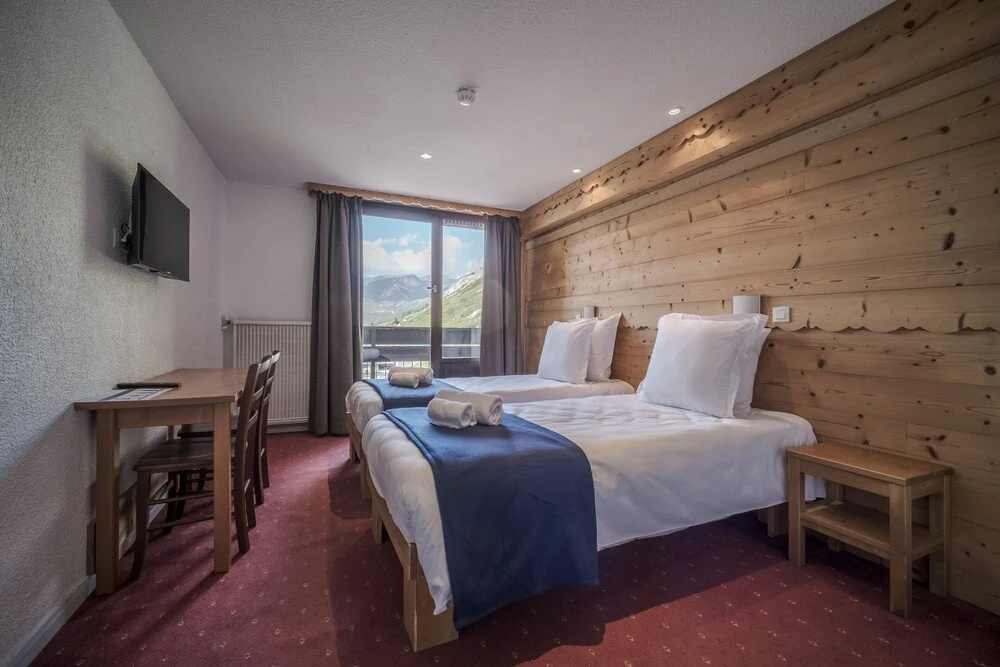 Standard Double room (full double bed)