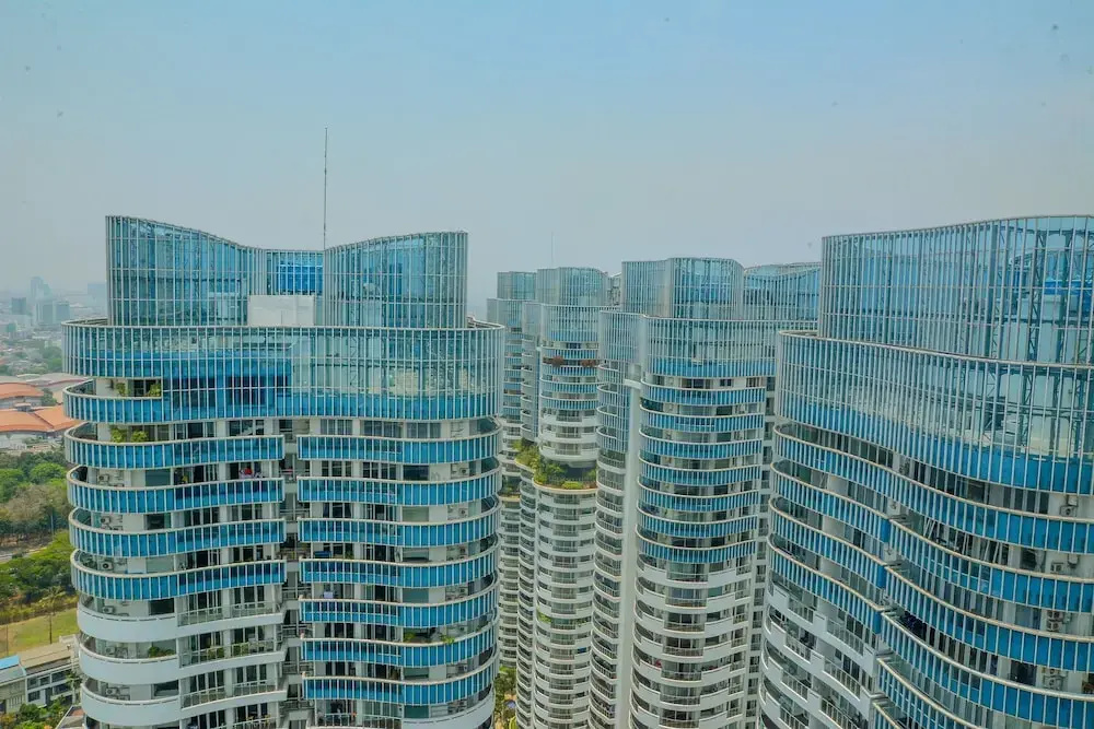 Modern and Comfy 2BR with Golf View at The Mansion Kemayoran
