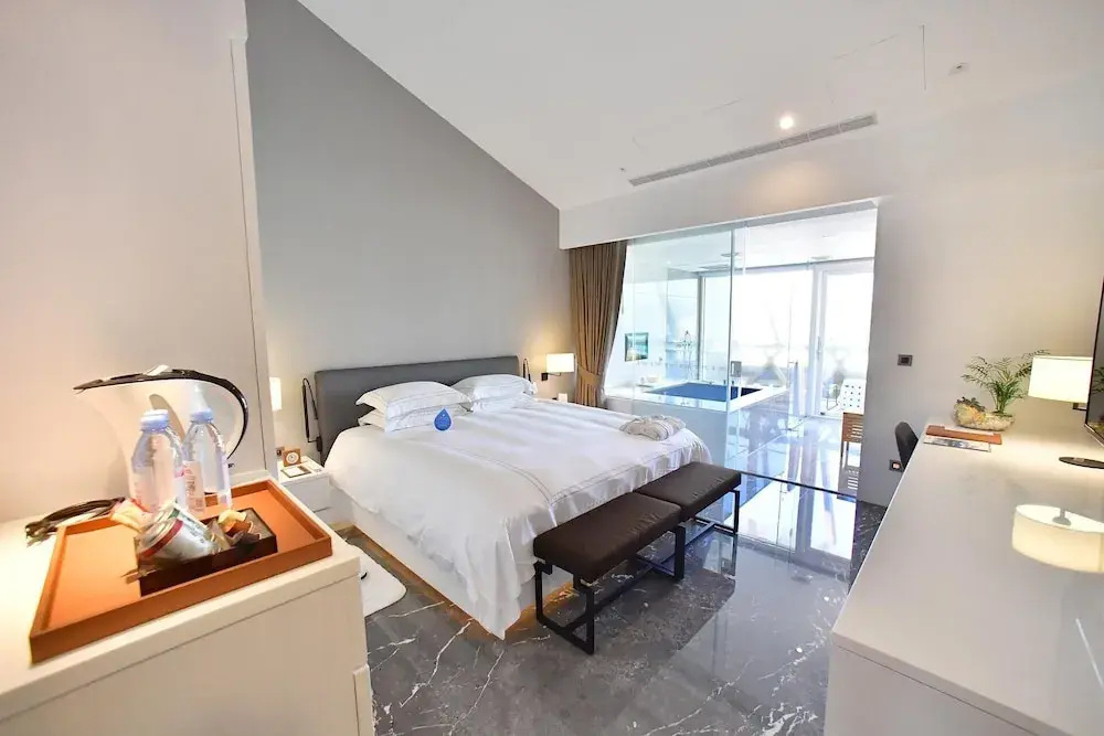 Standard Family room with balcony and with partial sea view