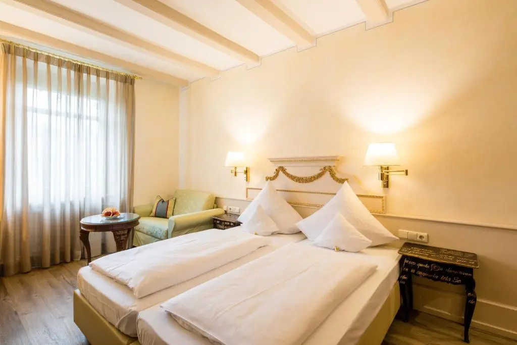 Romantik Hotel & Restaurant Furstenhof - Chambres
