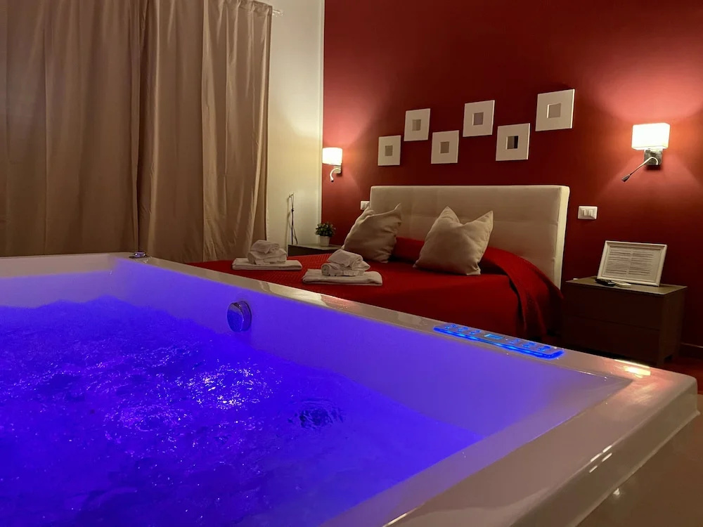 Luxury Suite