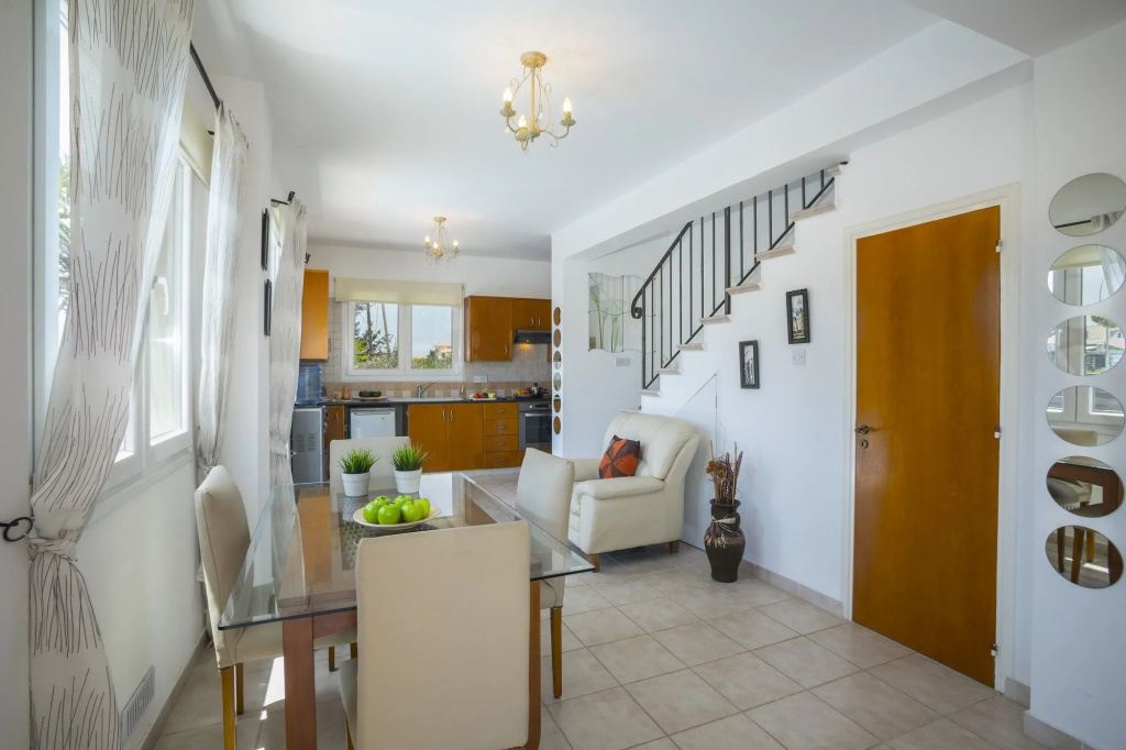 2 Br Villa Elessa - Chg 8923