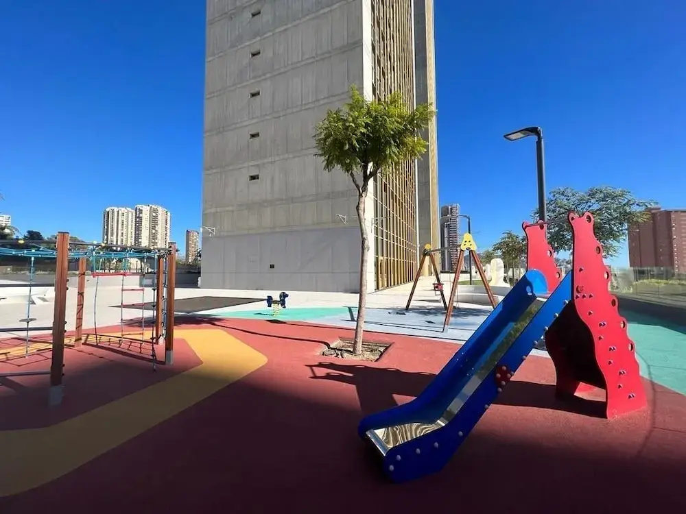 Intempo up to 6 by Leo Apartments