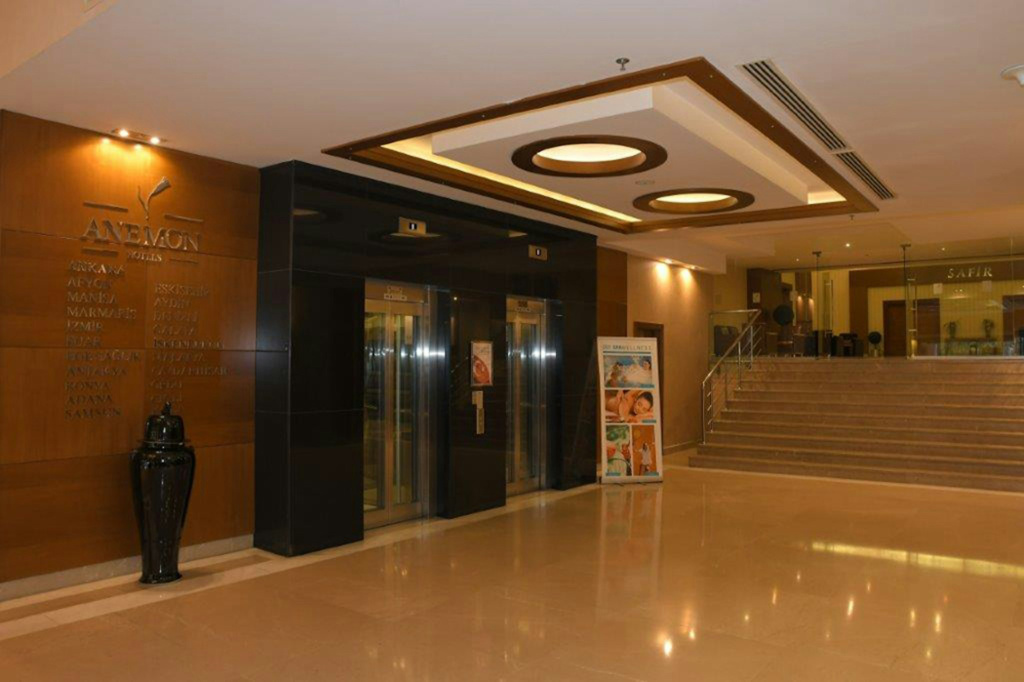 Hotel photo 12