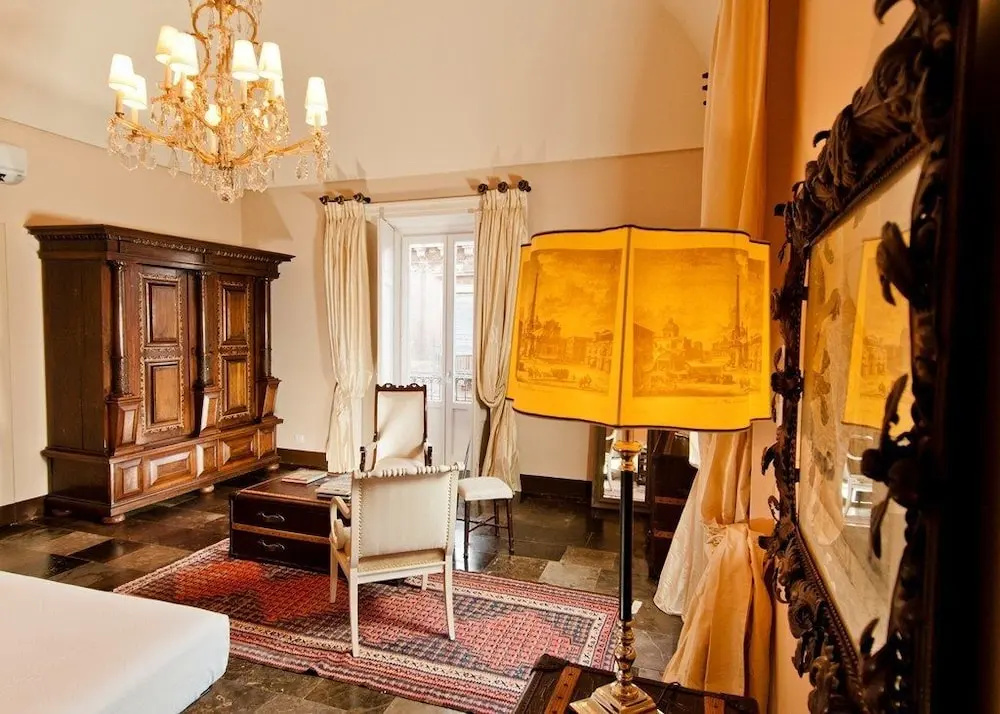 Double Junior Suite with balcony and with city view (full double bed)