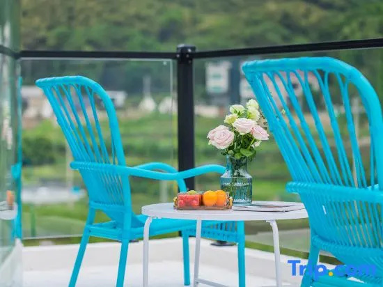 Romantic B&B (Yunshang Grassland Branch) in Huzhou
