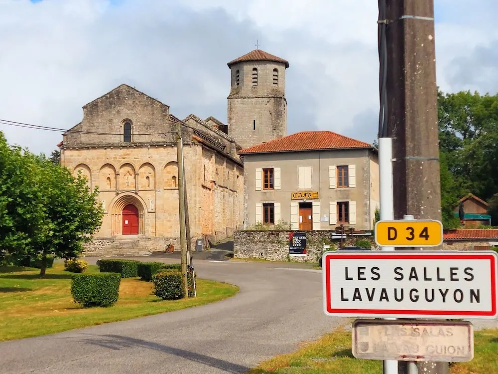 Holiday Home in Haute-vienne Near Nature Park