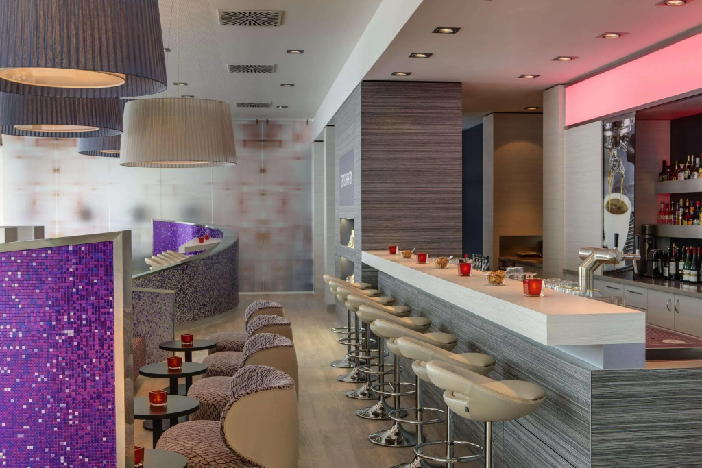 Food & Beverage