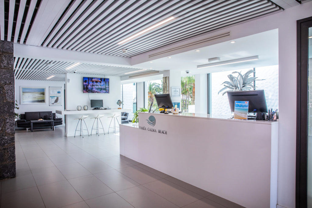 Lobby & Reception