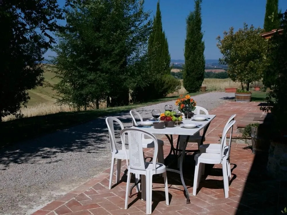 Exquisite Farmhouse in Tuscany With Swimming Pool