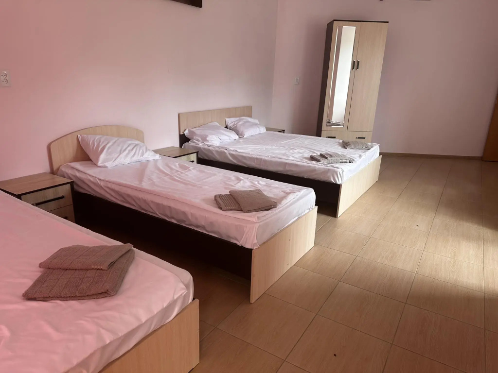 Standard Quintuple room