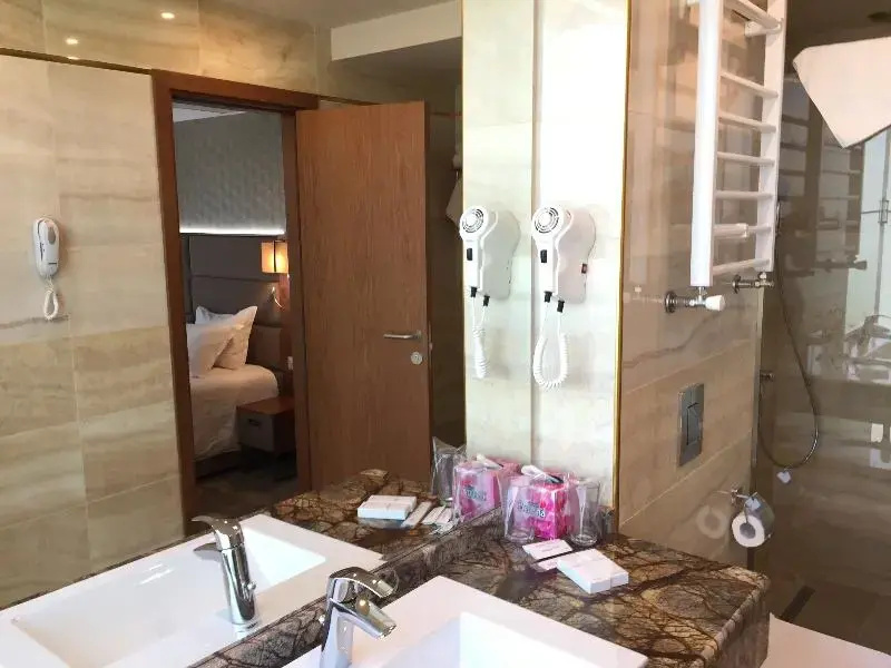 Golden Tulip Varna - Chambres