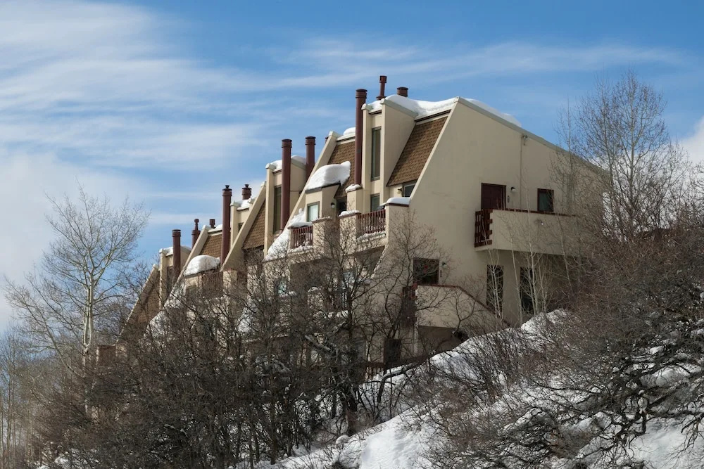 1800 Burgess Creek Rd 103 Condo by RedAwning