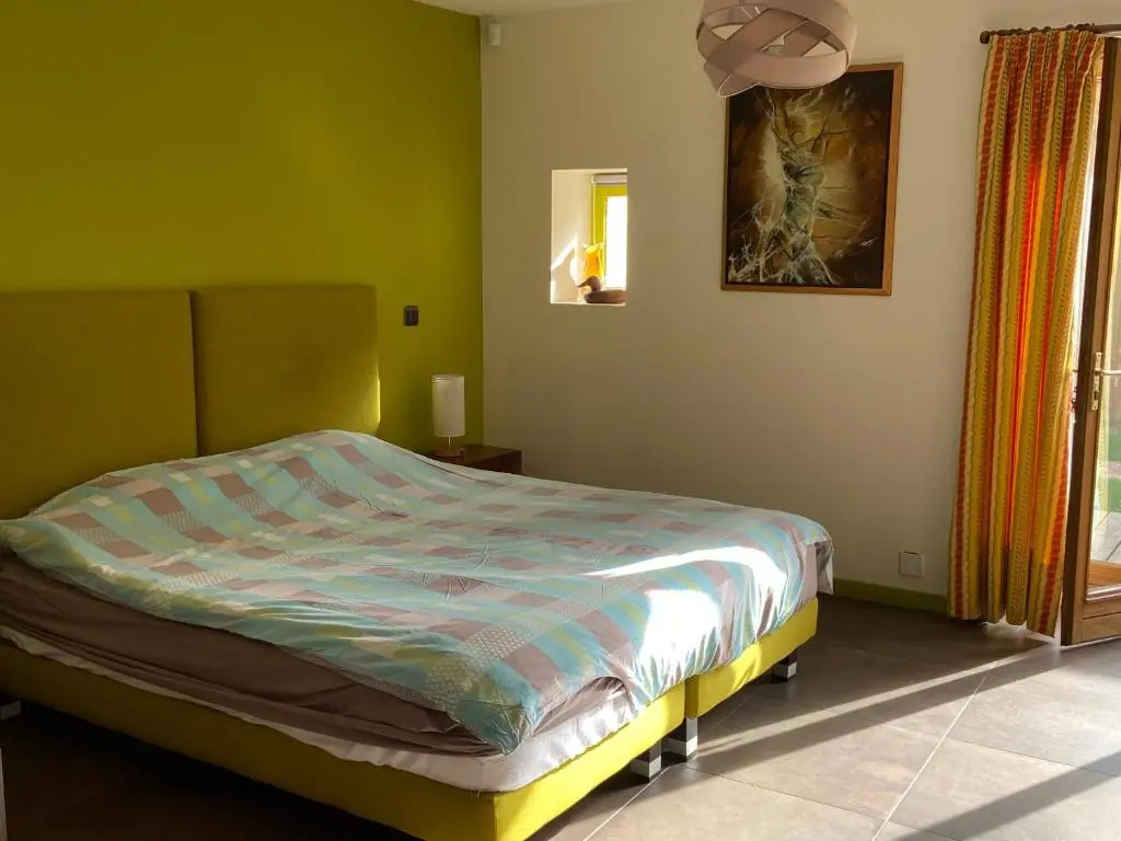 Voir la photo 2 — Les Crinieres en Brie