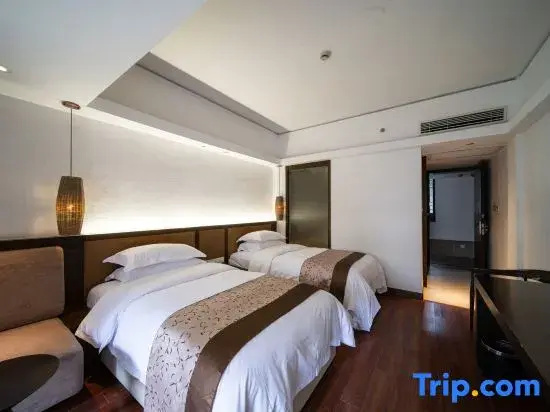 Standard Double room with river view (twin beds)