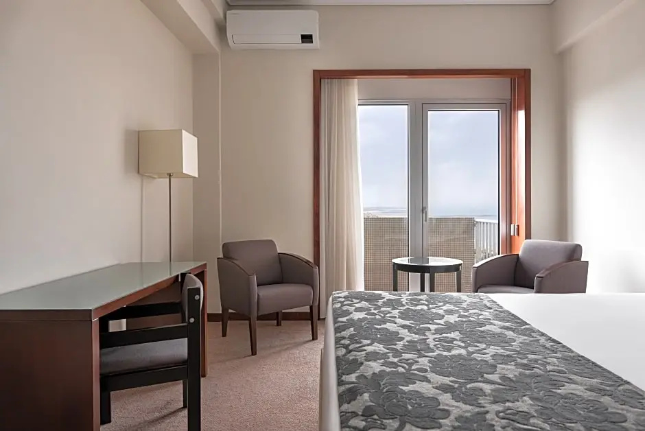 Deluxe room with sea view
