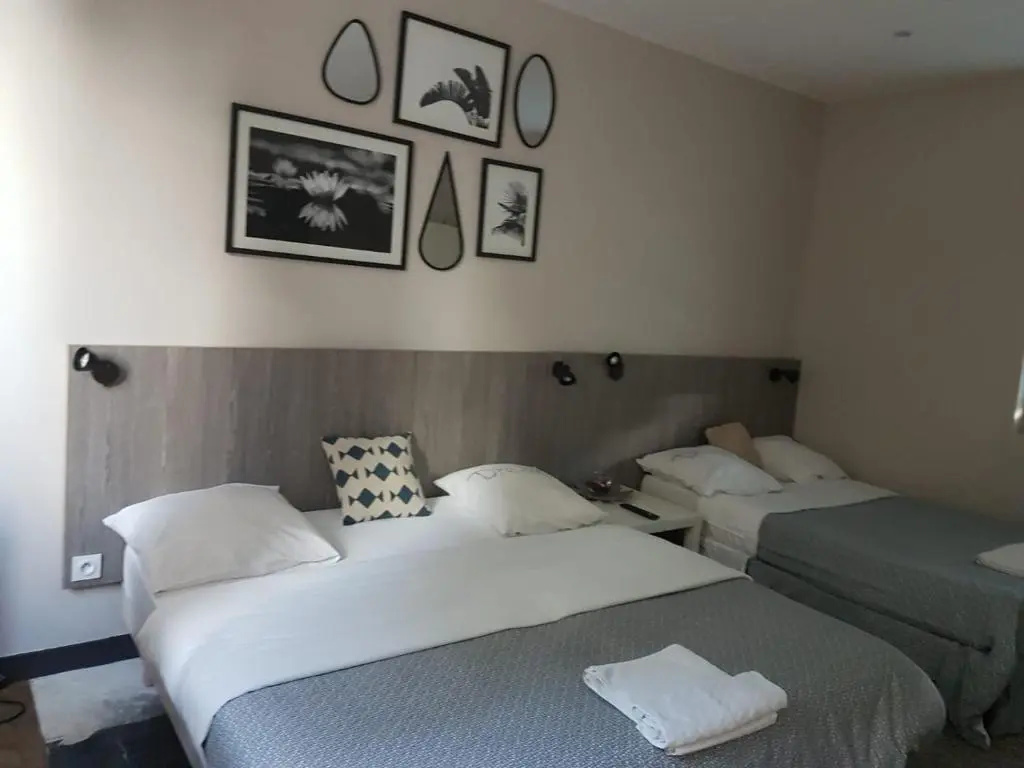 Voir la photo 3 — Hameau des Essarts