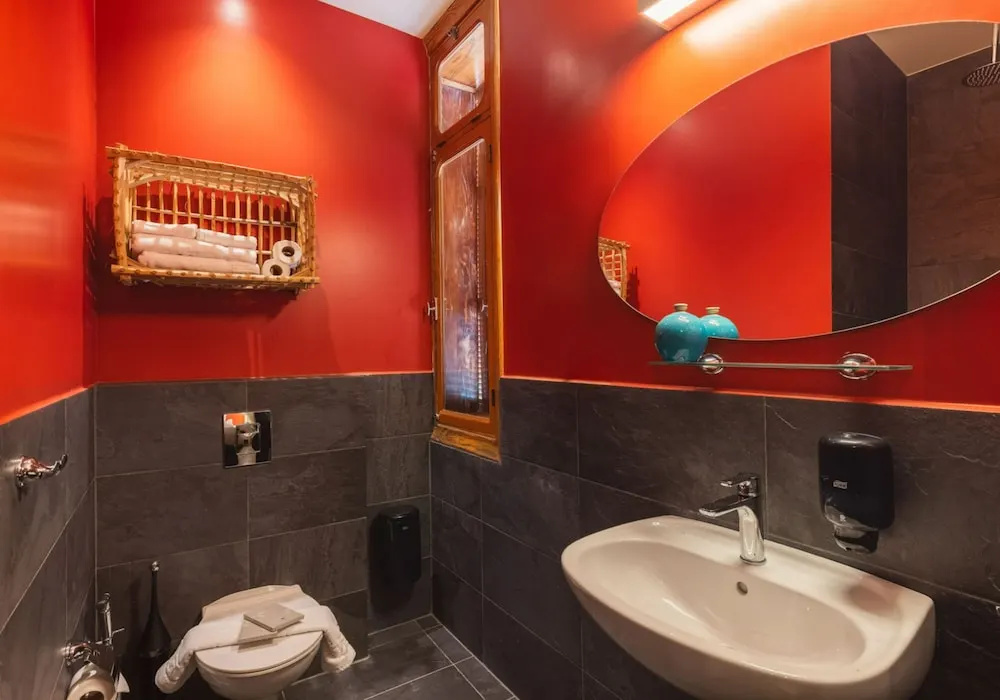 Standard Double room with balcony (full double bed)