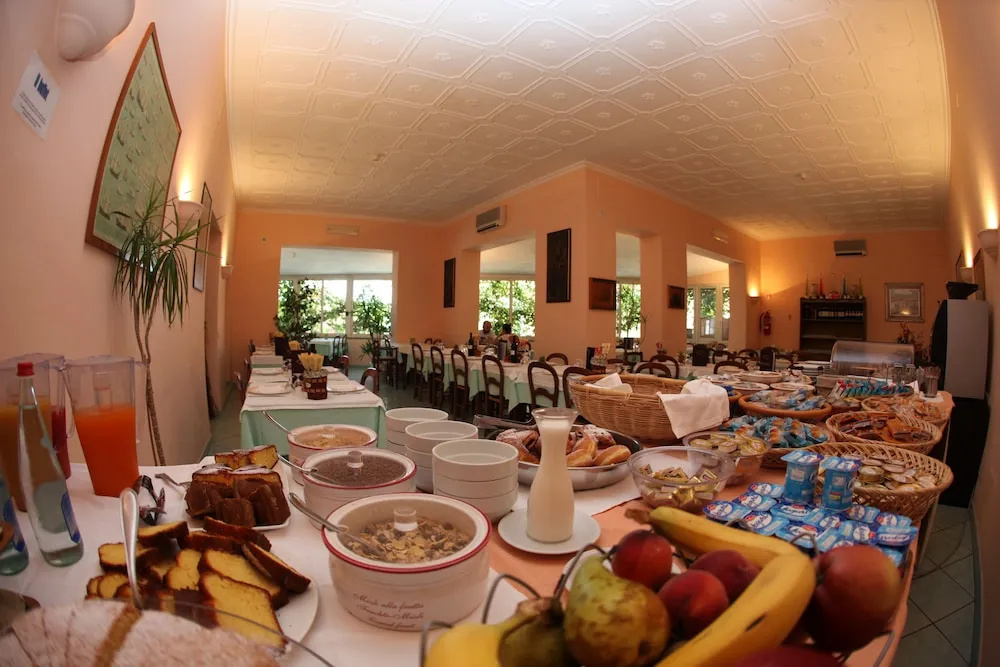 Hotel photo 10