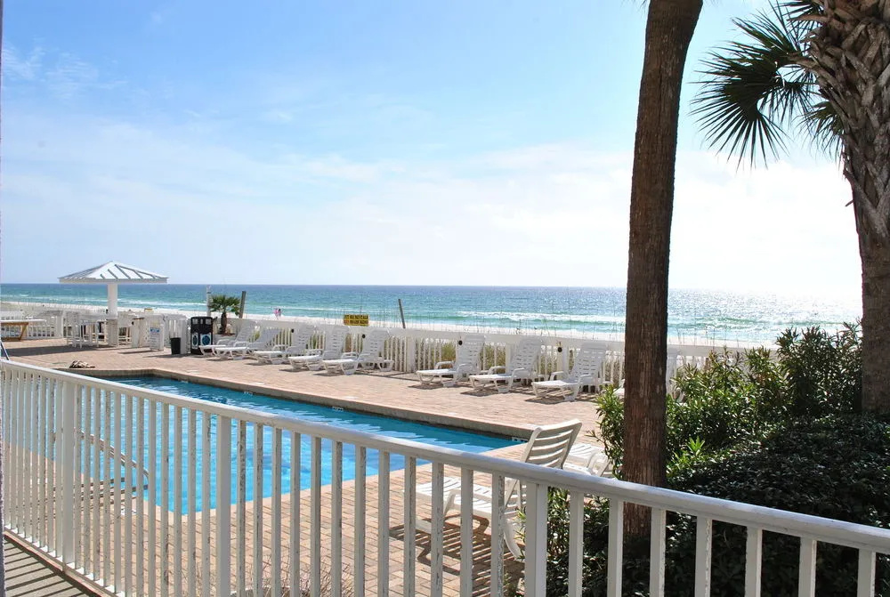 Beach & Waterfront