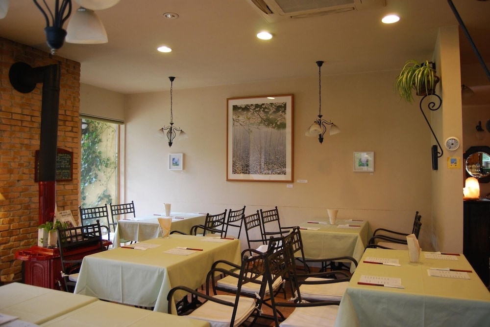 Cafe Restaurant B&B Burari - фото 20