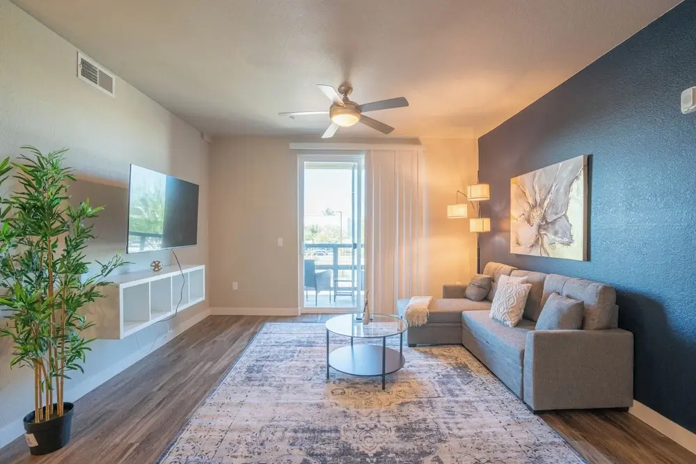 Deluxe Apartment