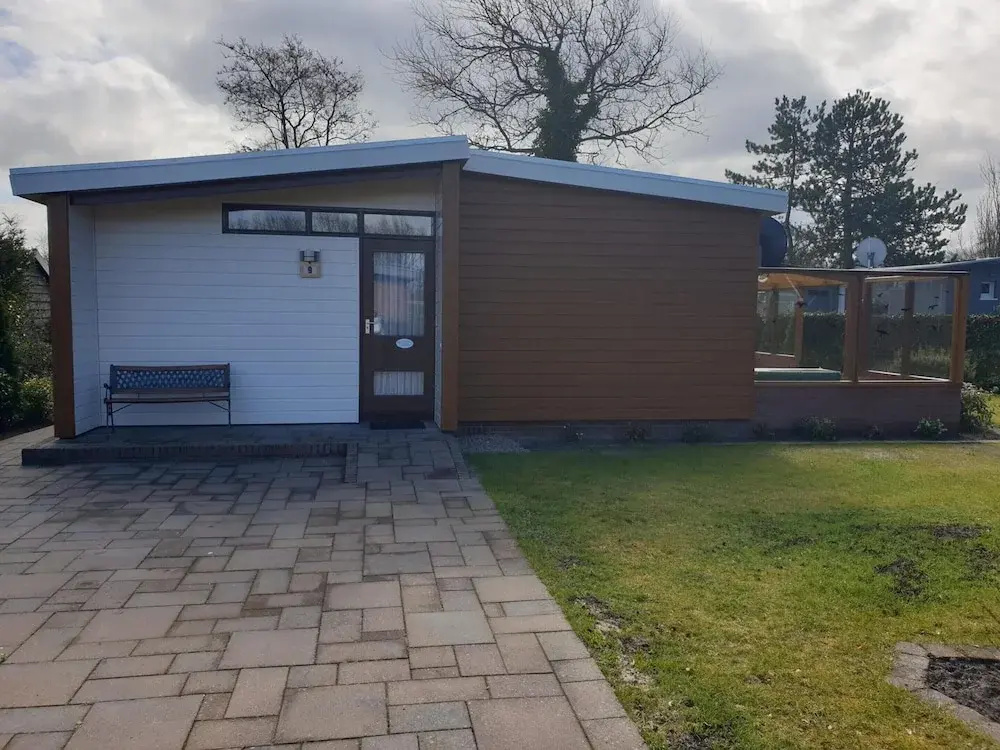 Bungalow on Eureka Park Near Beach