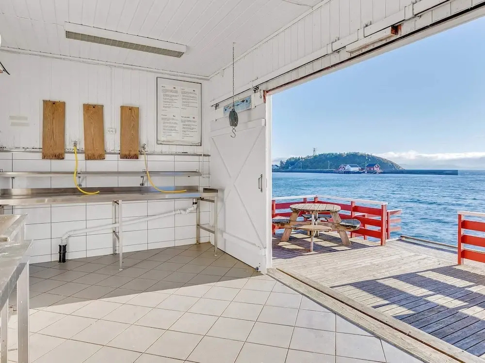 6 Person Holiday Home in Brekstad