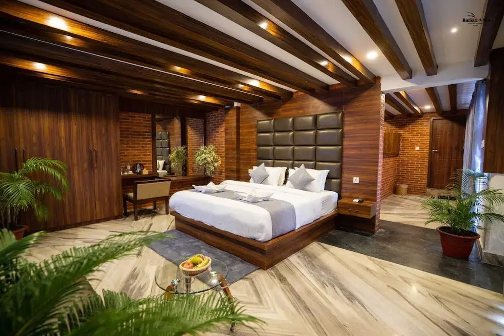 Luxury Suite