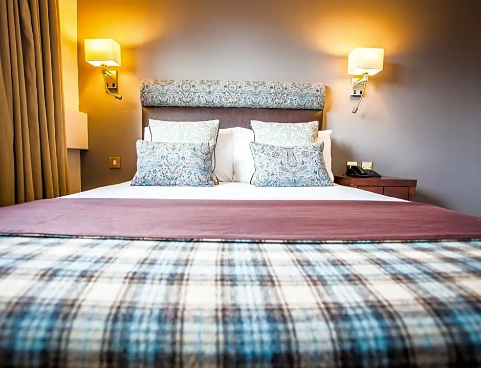 Stirling Court Hotel Room Type - Classic Double Room
