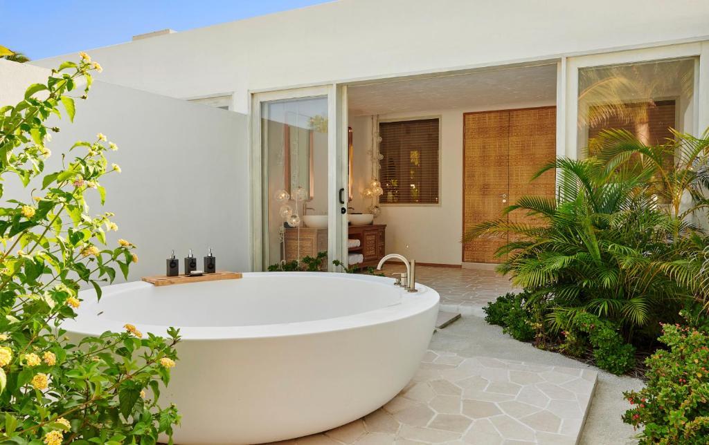 Sirru Fen Fushi (Ex.Fairmont)