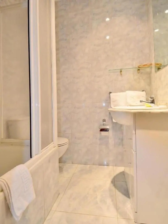 Standard Triple room with balcony