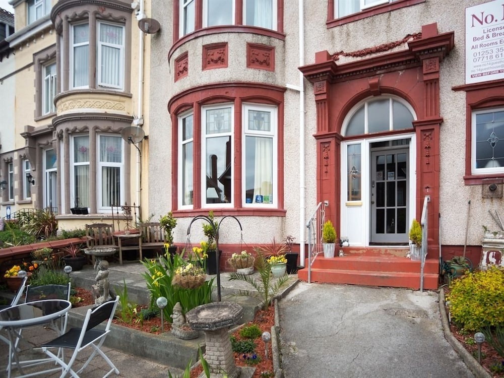 No 14 B&B