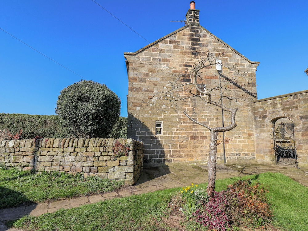 Holly Cottage