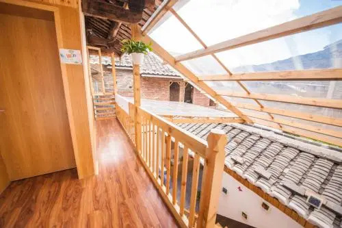 Balcony & Terrace