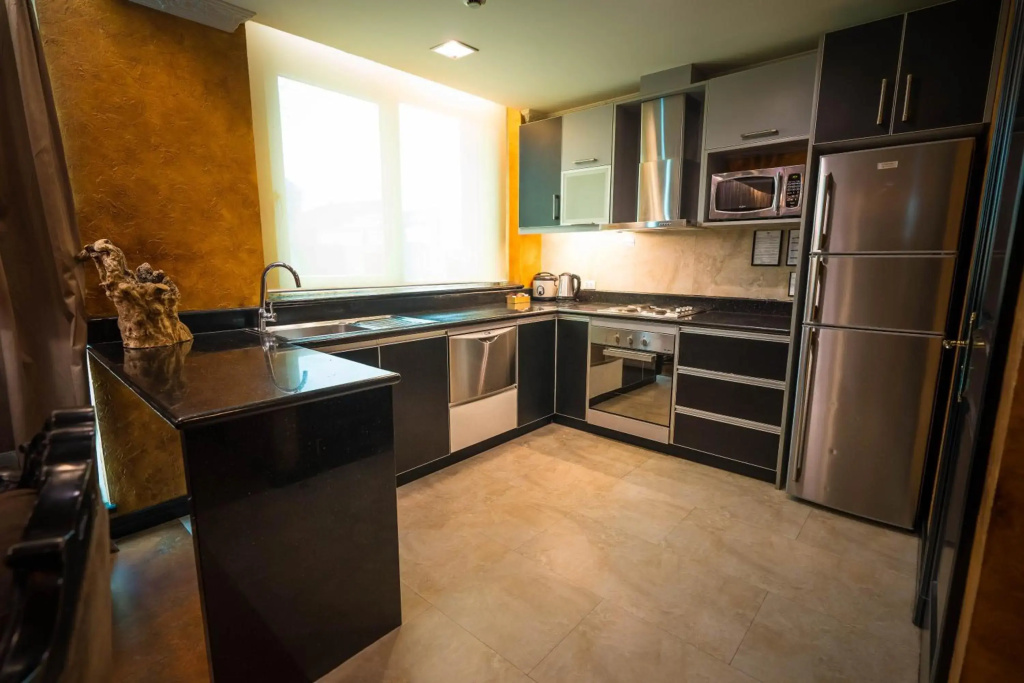 Fields Plaza Condo - фото 20