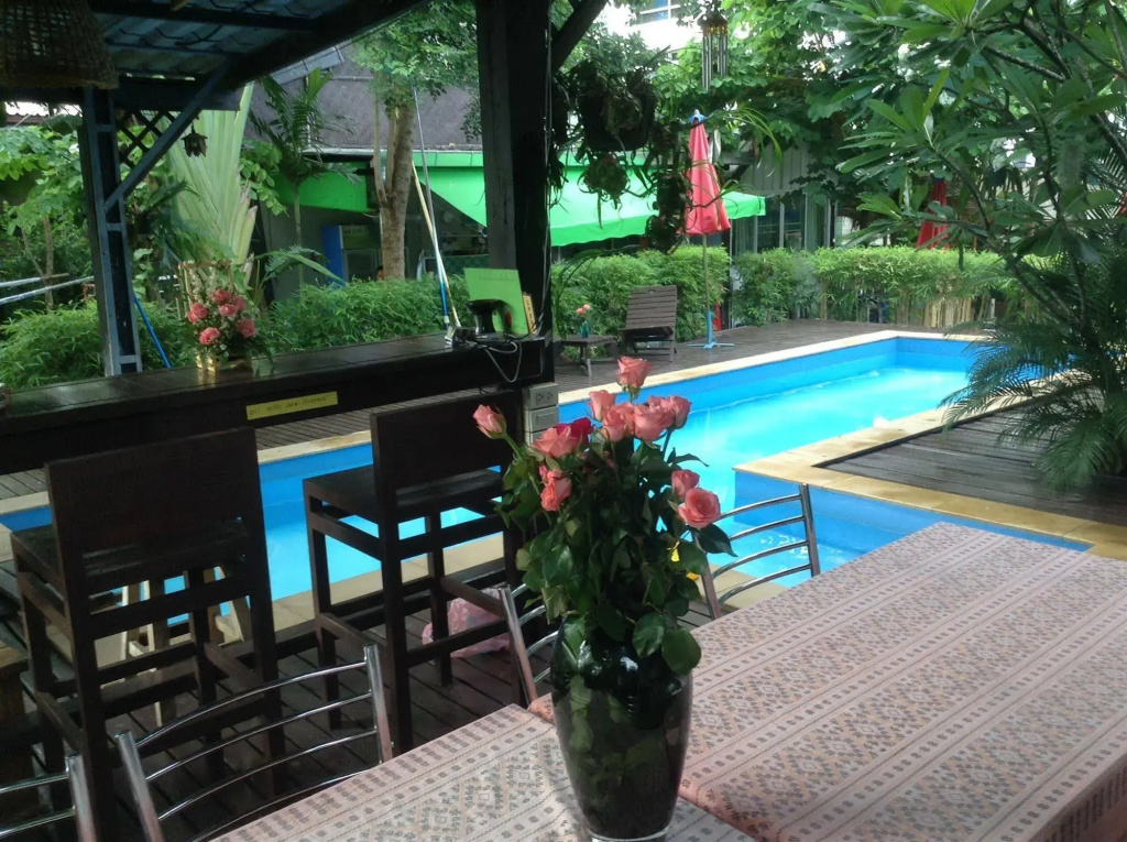 Hi Guest House