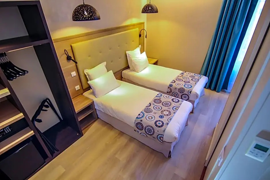Hotel Montaigne - Chambres