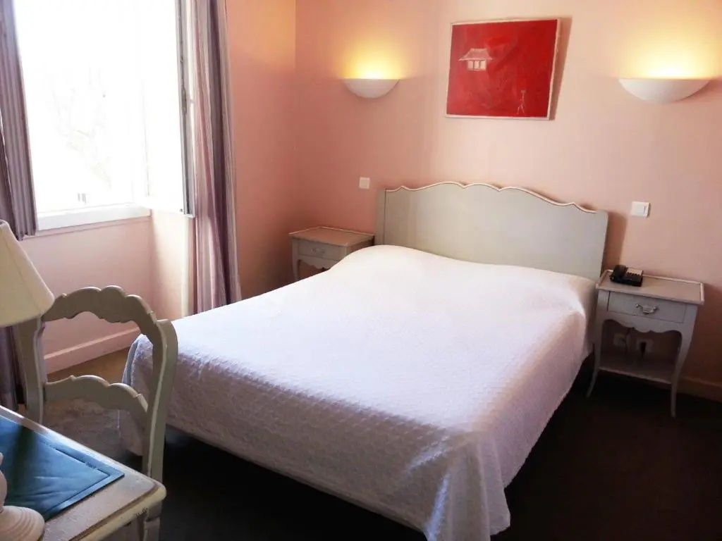 Htel Les Palmiers - Chambres